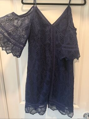 Laundry By Shelli Segal Navy Dress with Red Accent Nails